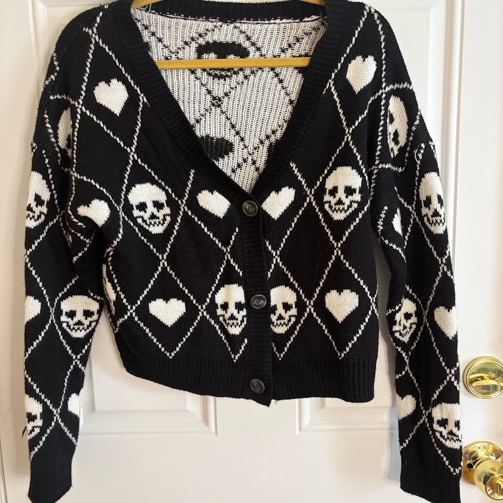 Wild Fable Black and White Skull Cardigan knitted whimsigoth size L